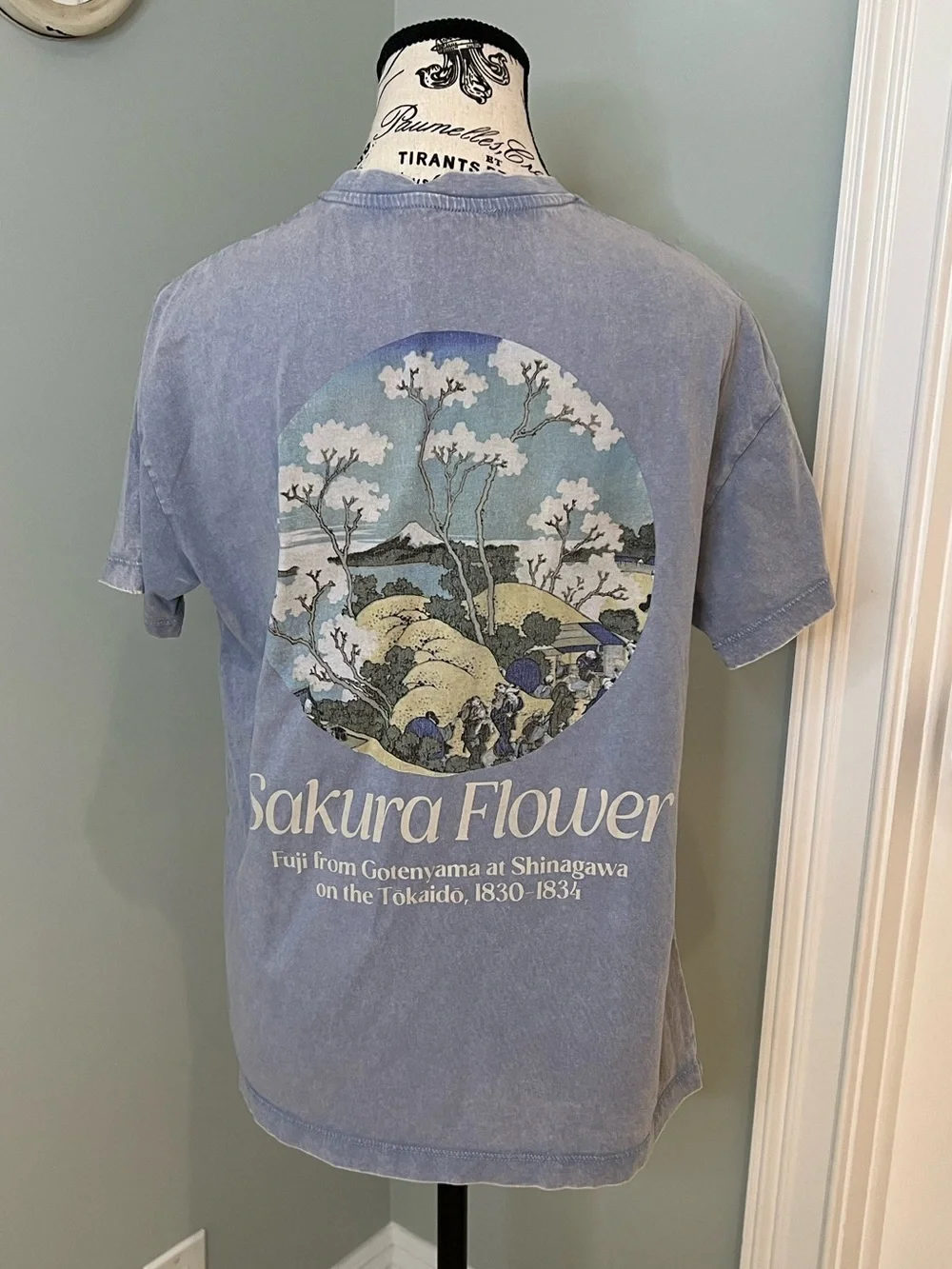 Pull&Bear graphic t-shirt | washed blue featuring “Sakura Flower" | Size XS - Picture 3 of 9
